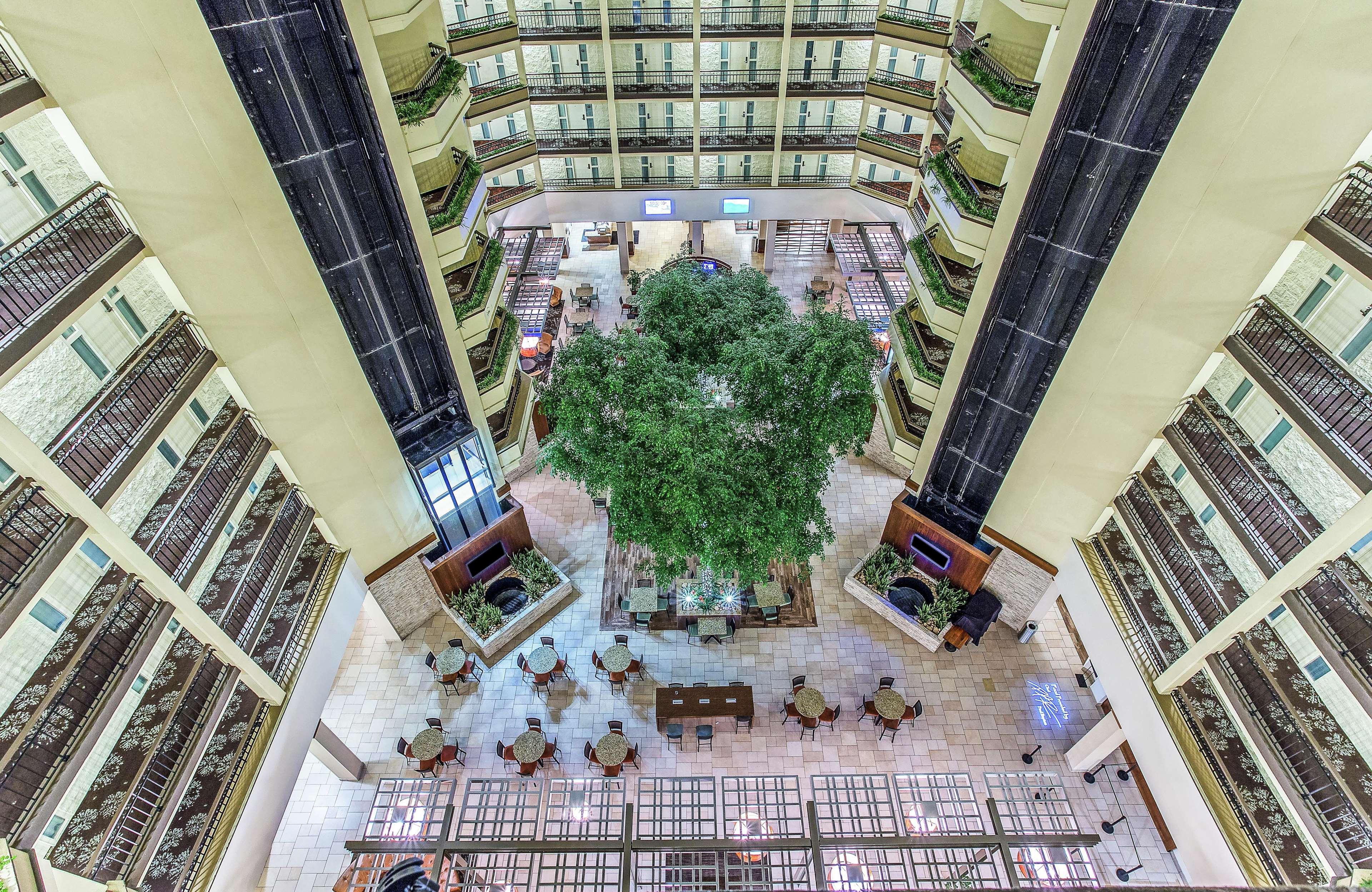 Embassy By Hilton Airport Hotel Nashville